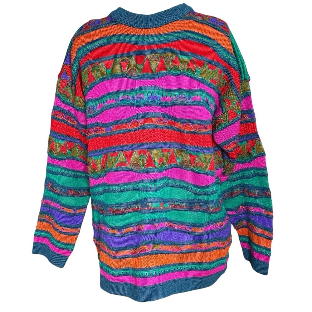 La Dame Australia Women’s Vintage Sweater. Size Medium